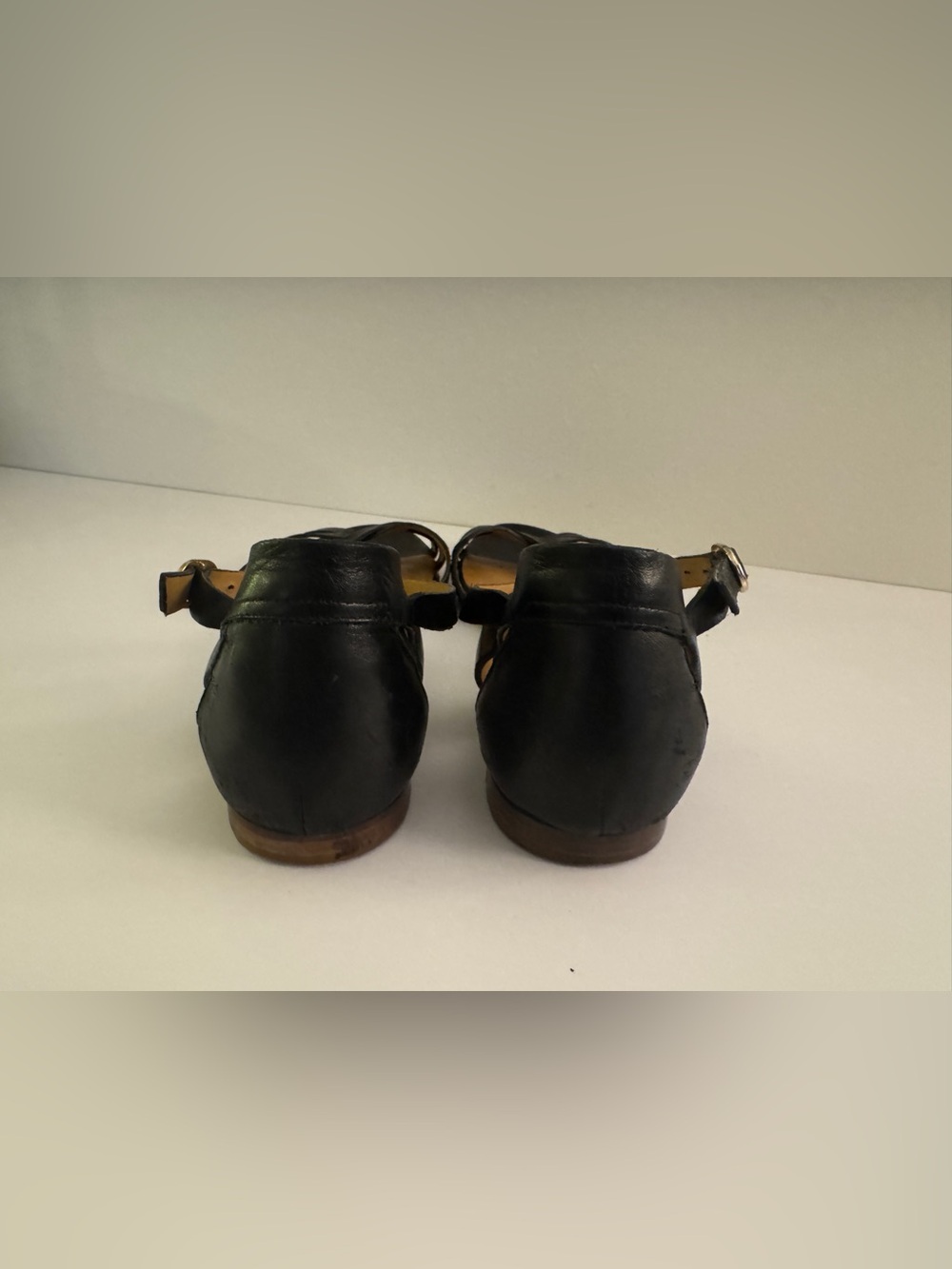 Sézane Black Leather Cross-Strap Sandals - Picture 4 of 10